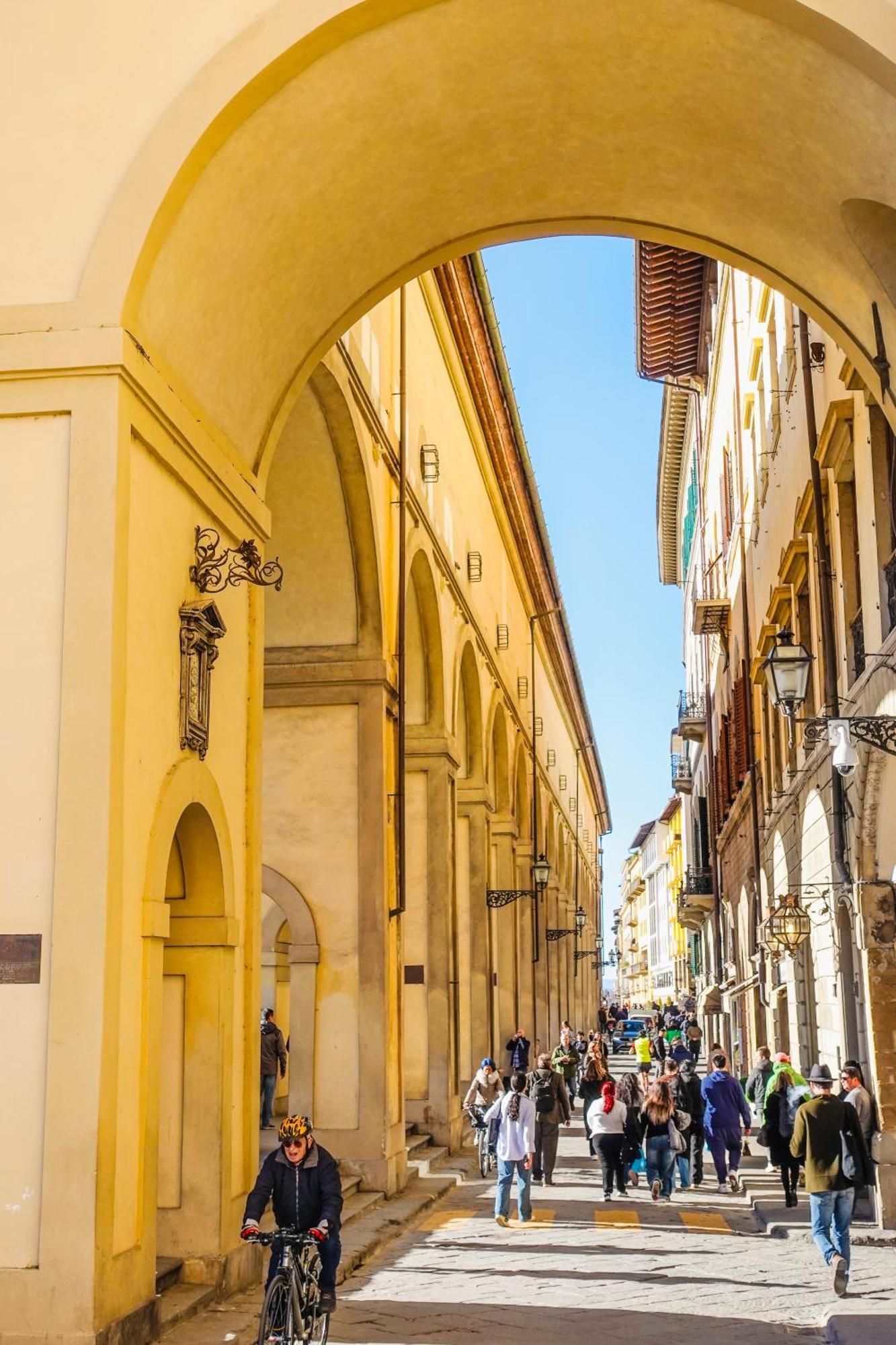 Ponte Vecchio View Luxury Apartment ฟลอเรนซ์ ภายนอก รูปภาพ