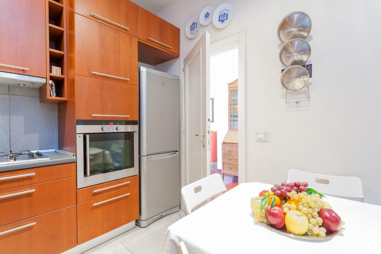 Ponte Vecchio View Luxury Apartment ฟลอเรนซ์ ภายนอก รูปภาพ
