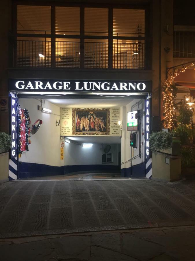Ponte Vecchio View Luxury Apartment ฟลอเรนซ์ ภายนอก รูปภาพ